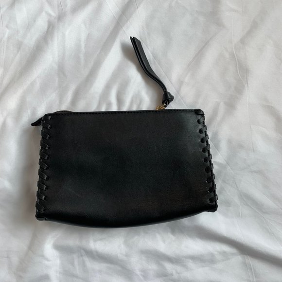 Izzy & Ali Hand Bag Black Leather - Picture 2 of 3